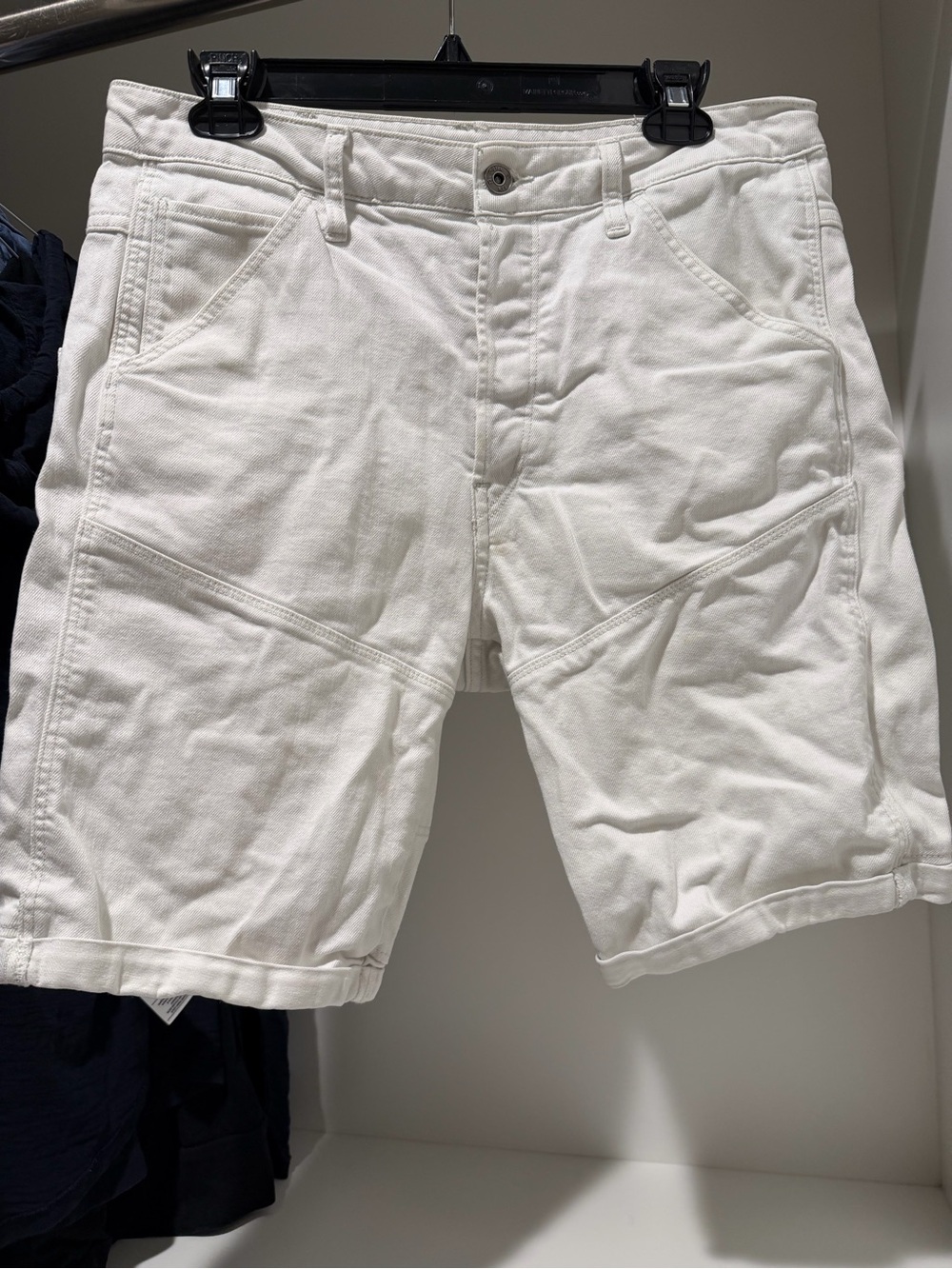 G-Star White  RAW 5621 3D Tapered
1/2 denim shorts